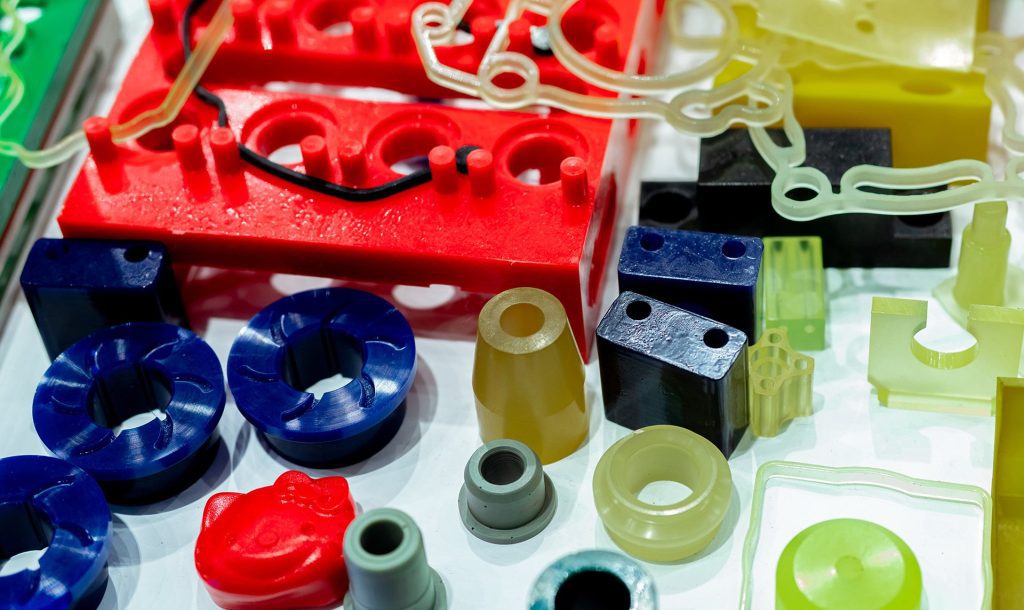 Metal & Plastic Injection Molding